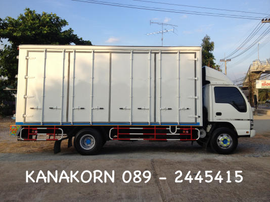 ขาย ISUZU NQR 150 แรง รถปี 2550 รถ 6 ล้อตู้ประตู 10 บานไม่มีเสากลาง