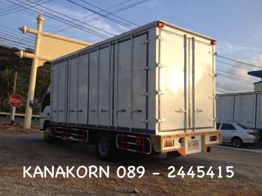 ขาย ISUZU NQR 150 แรง รถปี 2550 รถ 6 ล้อตู้ประตู 10 บานไม่มีเสากลาง