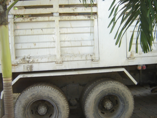 ขาย 10 ล้อ HINO-3MF HP กระบะดั้ม ราคา 1330000 โทร 088-3176384