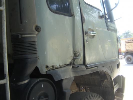 ขาย 10 ล้อ HINO-3MF HP กระบะดั้ม ราคา 1330000 โทร 088-3176384