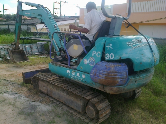 ขายPC30-7 รถซื้อมาใช้น้อยมาก สภาพเดิมๆซื้อรถเช็คนำเข้า