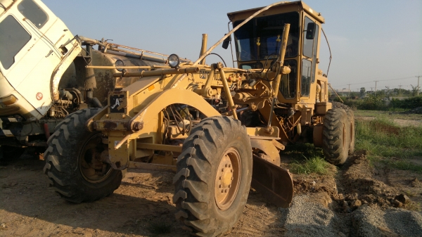 ขายรถเกรด CAT 140G 72 V  SERIAEL 15900  เล่มทะเบียน