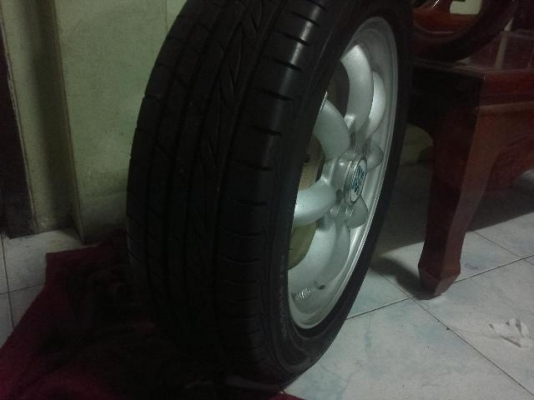 ขาย แม๊กกล้วย MINI LITE ขอบ 14 ปั๊ม England...4 รู 100