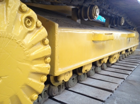 ขายรถแบคโฮ pc200-5 คอนโทลสั้น รถพร้อมใช้ ไฟฟ้าครบ ช่วงล่างเต็มๆ  ราคาต่อรองได้