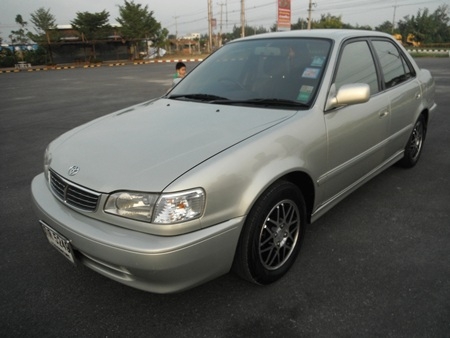 ขายรถเก๋ง โตโยต้าCOROLLA อัลติส Airbag2ใบ ABS รถมือเดียวไม่มีชน ไม่เคยลุยน้ำ ไม่เคยติดแก็ส รถสวยมากๆ