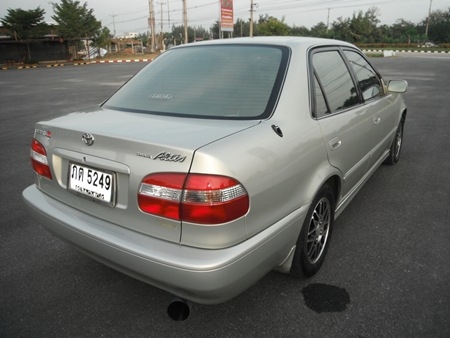 ขายรถเก๋ง โตโยต้าCOROLLA อัลติส Airbag2ใบ ABS รถมือเดียวไม่มีชน ไม่เคยลุยน้ำ ไม่เคยติดแก็ส รถสวยมากๆ