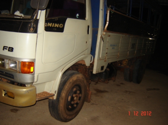 รถบรรทุก  HINO FB 120