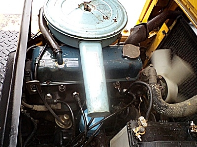 ขายรถยกนิสสัน 1.5 ตัน  เครื่องเบนซิน  เสาสูง 3 เมตร  พวงมาลัยเพาเว่อร์  สีเดิมจากนอก นำเข้าจากญี่ปุ่น ใช้งานได้ทันที