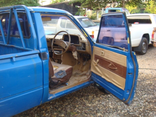 ขายRN30 4ขอแห้งๆสภาพค่อนข้างดีเลยขับขี่ดีมากวิ่งไกลได้เลย