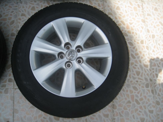 ขายล้อแม็กเดิม toyota altis 15"x6" 5/100 et33+ยางปี11 (081-3747940)