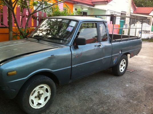 ขาย มาสด้า แฟมิเลีย สภาพตามรูป ทะเบียน/พรบ.ขาด สค.56 ราคา39000บาทสนใจติดต่อคุณเก่ง ขาย มาสด้า แฟมิเลีย สภาพตามรูป ทะเบียน/พรบ.ขาด สค.56 ราคา39000บาทสนใจติดต่อคุณเก่ง