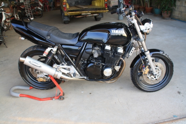 < < < < ขาย XJR 400 อินวอย เครื่องดี  ท่อเลส STRIKER  46000 > > > >