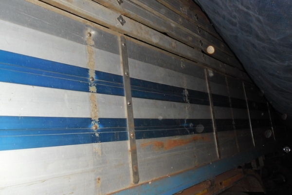 HINO F18 - 185 HP HO7C สิบล้อดั๊มพ์ 2 เพลา มีสโลว์ครบพร้อม กระบะดั๊มพ์มิเนียมคอกเกษตร 12 ตันสภาพสวย เครื่องแน่นแรงดี หัวบางเดิมไม่มีผุไม่เคยทำสีเลย พวงมาลัยเพาเวอร์ เบรคทริ๊ปฟี้ครบพร้อม ช่วงล่างคัชซีสวยมากๆไม่มีบวมไม่มีแตก ยางสภาพดี 10 เส้นประมาณ 70\% พร้อ