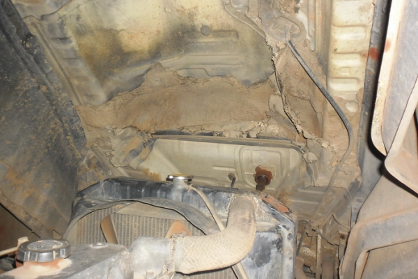 HINO F18 - 185 HP HO7C สิบล้อดั๊มพ์ 2 เพลา มีสโลว์ครบพร้อม กระบะดั๊มพ์มิเนียมคอกเกษตร 12 ตันสภาพสวย เครื่องแน่นแรงดี หัวบางเดิมไม่มีผุไม่เคยทำสีเลย พวงมาลัยเพาเวอร์ เบรคทริ๊ปฟี้ครบพร้อม ช่วงล่างคัชซีสวยมากๆไม่มีบวมไม่มีแตก ยางสภาพดี 10 เส้นประมาณ 70\% พร้อ