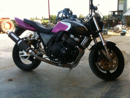 ขาย Honda cb 400 ปี95 คลีบเต็ม แต่งทั้งคัน อินวอยแท้ ขาย Honda cb 400 ปี95 คลีบเต็ม แต่งทั้งคัน อินวอยแท้
