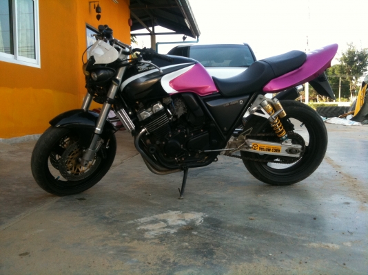ขาย Honda cb 400 ปี95 คลีบเต็ม แต่งทั้งคัน อินวอยแท้