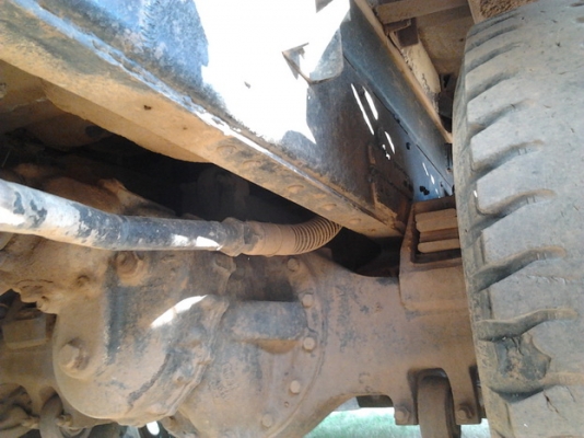 HINO KT725 - 168 HP EH700 สิบล้อดั๊มพ์ 2 เพลา สภาพสวยพร้อมใช้งาน เครื่องดีแรงดีมาก หัวเก๋ง F18 บางสวยไม่ผุ ภายในยังอยู่ครบ พวงมาลัยเพาเวอร์ ช่วงล่างคัชซีสวย ยางสภาพดี 70\% พร้อมใช้งาน เอกสารทะเบียนภาษีครบถูกต้องไม่ขาดพร้อมโอนครับ