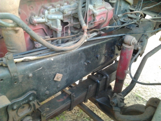 HINO KT725 - 168 HP EH700 สิบล้อดั๊มพ์ 2 เพลา สภาพสวยพร้อมใช้งาน เครื่องดีแรงดีมาก หัวเก๋ง F18 บางสวยไม่ผุ ภายในยังอยู่ครบ พวงมาลัยเพาเวอร์ ช่วงล่างคัชซีสวย ยางสภาพดี 70\% พร้อมใช้งาน เอกสารทะเบียนภาษีครบถูกต้องไม่ขาดพร้อมโอนครับ