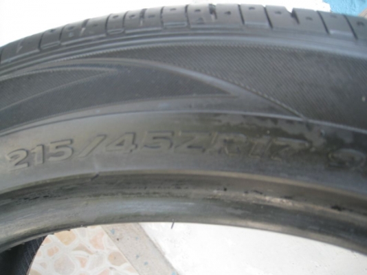 ขายเศษยาง  hankook ventus s1 215/45r17 ปี12(1เส้น)(081-3747940)