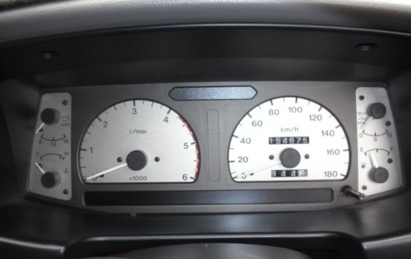 ขายอีซูซู4*4เครื่อง3.0SLเครื่องดีสีสวยเดิมวิ่งน้อยวิ่ง152000กม.เองครับ(ราคาต่อรองได้)