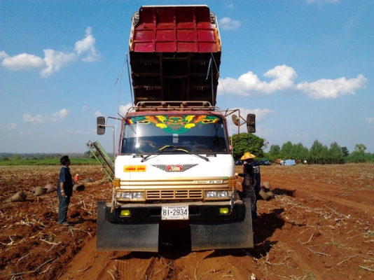 HINO F17 - 185 HP HO7C สิบล้อดั๊มพ์ 2 เพลา ช่วงล่าง 2 เพลาของ F18 สโลว์ของร็อก 240 เครื่องแน่นดีไม่มีเยิ้ม หัวเก๋งบางเดิมไม่มีผุ ภายในสวยครบ แอร์ พวงมาลัยเพาเวอร์ เบรคทริ๊ปฟี้ กระบะดั๊มพ์เหล็กคอกเกษตร 12 ตัน ยางสภาพดี 70\% เอกสารทะเบียนภาษีครบพร้อมโอนครับ HINO F17 - 185 HP HO7C สิบล้อดั๊มพ์ 2 เพลา ช่วงล่าง 2 เพลาของ F18 สโลว์ของร็อก 240 เครื่องแน่นดีไม่มีเยิ้ม หัวเก๋งบางเดิมไม่มีผุ ภายในสวยครบ แอร์ พวงมาลัยเพาเวอร์ เบรคทริ๊ปฟี้ กระบะดั๊มพ์เหล็กคอกเกษตร 12 ตัน ยางสภาพดี 70\% เอกสารทะเบียนภาษีครบพร้อมโอนครับ