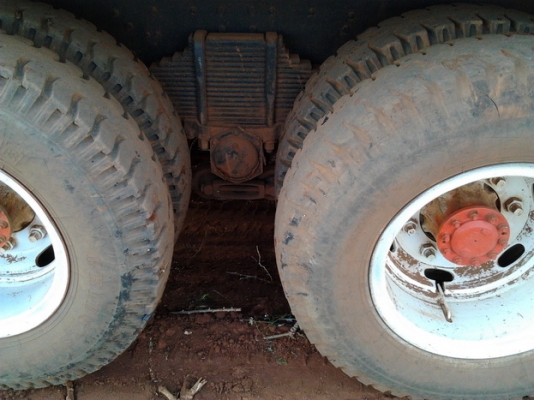 HINO F17 - 185 HP HO7C สิบล้อดั๊มพ์ 2 เพลา ช่วงล่าง 2 เพลาของ F18 สโลว์ของร็อก 240 เครื่องแน่นดีไม่มีเยิ้ม หัวเก๋งบางเดิมไม่มีผุ ภายในสวยครบ แอร์ พวงมาลัยเพาเวอร์ เบรคทริ๊ปฟี้ กระบะดั๊มพ์เหล็กคอกเกษตร 12 ตัน ยางสภาพดี 70\% เอกสารทะเบียนภาษีครบพร้อมโอนครับ HINO F17 - 185 HP HO7C สิบล้อดั๊มพ์ 2 เพลา ช่วงล่าง 2 เพลาของ F18 สโลว์ของร็อก 240 เครื่องแน่นดีไม่มีเยิ้ม หัวเก๋งบางเดิมไม่มีผุ ภายในสวยครบ แอร์ พวงมาลัยเพาเวอร์ เบรคทริ๊ปฟี้ กระบะดั๊มพ์เหล็กคอกเกษตร 12 ตัน ยางสภาพดี 70\% เอกสารทะเบียนภาษีครบพร้อมโอนครับ