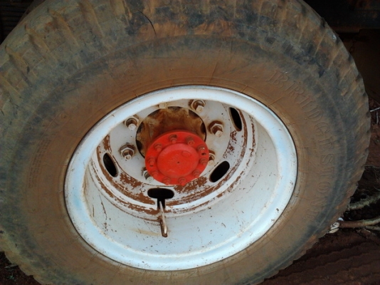 HINO F17 - 185 HP HO7C สิบล้อดั๊มพ์ 2 เพลา ช่วงล่าง 2 เพลาของ F18 สโลว์ของร็อก 240 เครื่องแน่นดีไม่มีเยิ้ม หัวเก๋งบางเดิมไม่มีผุ ภายในสวยครบ แอร์ พวงมาลัยเพาเวอร์ เบรคทริ๊ปฟี้ กระบะดั๊มพ์เหล็กคอกเกษตร 12 ตัน ยางสภาพดี 70\% เอกสารทะเบียนภาษีครบพร้อมโอนครับ HINO F17 - 185 HP HO7C สิบล้อดั๊มพ์ 2 เพลา ช่วงล่าง 2 เพลาของ F18 สโลว์ของร็อก 240 เครื่องแน่นดีไม่มีเยิ้ม หัวเก๋งบางเดิมไม่มีผุ ภายในสวยครบ แอร์ พวงมาลัยเพาเวอร์ เบรคทริ๊ปฟี้ กระบะดั๊มพ์เหล็กคอกเกษตร 12 ตัน ยางสภาพดี 70\% เอกสารทะเบียนภาษีครบพร้อมโอนครับ