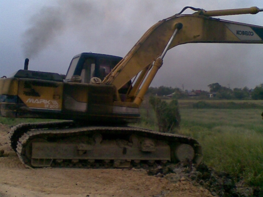 แบคโฮ Kobelco SK220 Mark III ไฟฟ้าครบ เอวแน่น โซ่หนา