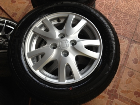 ขายแม็กซ็เดิมมือ2 14 ป้ายแดง Honda Brio+ ยางปี12 ราคา 6,900 บาท ราคาถูก