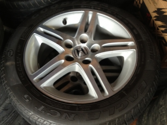 ขายแม็กซ์เดิมมือ2 Honda Civic ขอบ16 5/114 พร้อมยาง ราคา 5500 บ. ราคาถูก