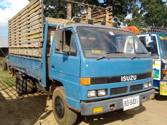 ISUZU NPR 115 HP 4BD1 ปี 36 แก้มเหลือง กระบะคอกเหล็กคอกไม้ยาว 4.30 เมตร เครื่องแห้งแรงดี เกียร์สั้นเดิมๆทั้งคัน ช่วงล่างคัชซีสวยไม่มีแตกไม่มีดาม เฟืองท้ายใหญ่ติด F แล้วครับ เอกสารทะเบียนครบพร้อมโอน ราคาต่อรองได้ครับ ISUZU NPR 115 HP 4BD1 ปี 36 แก้มเหลือง กระบะคอกเหล็กคอกไม้ยาว 4.30 เมตร เครื่องแห้งแรงดี เกียร์สั้นเดิมๆทั้งคัน ช่วงล่างคัชซีสวยไม่มีแตกไม่มีดาม เฟืองท้ายใหญ่ติด F แล้วครับ เอกสารทะเบียนครบพร้อมโอน ราคาต่อรองได้ครับ