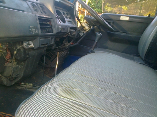 ขายหกล้อเล็ก โตโยต้าไดน่า BU-61 เครื่อง 14B ขอขอบคุณเวฟTRUCK2hand  ขายให้พ่อค้าชลบุรีแล้ว