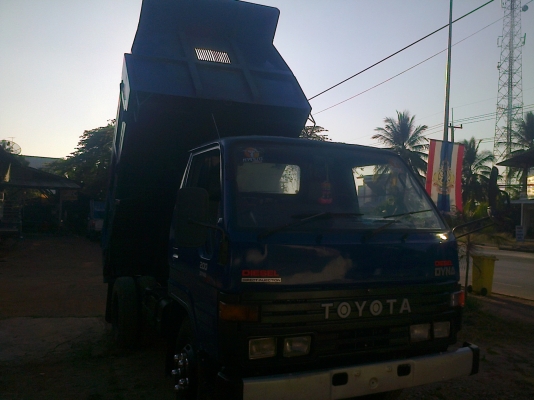 ขายหกล้อเล็ก โตโยต้าไดน่า BU-61 เครื่อง 14B ขอขอบคุณเวฟTRUCK2hand  ขายให้พ่อค้าชลบุรีแล้ว