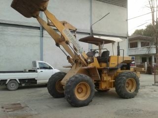 ขายรถตักล้อยาง KOMUTSU WA100-1 สภาพดี พร้อมใช้งาน ราคาต่อรองได้
