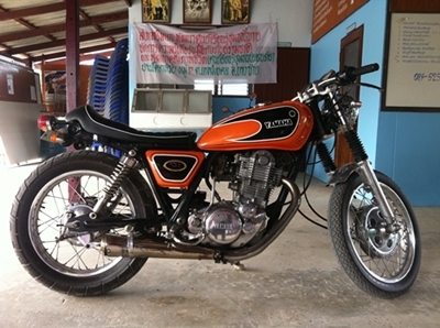 ขาย SR400 ปี99 เอกสาร invoice ของแต่งทั้งคัน ทำเครื่องมาใหม่พร้อมวิ่งทางไกลสบายๆ ขาย SR400 ปี99 เอกสาร invoice ของแต่งทั้งคัน ทำเครื่องมาใหม่พร้อมวิ่งทางไกลสบายๆ