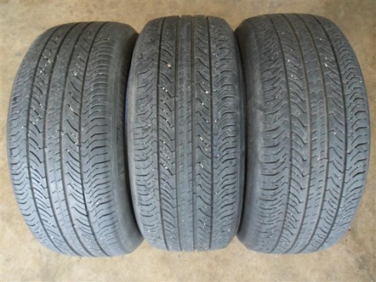 ขายยาง michelin 225/50 ขอบ17 ดอกเต็มๆมี 3 เส้น จัดไป 1500 บ. T.088-875-9838 K.ae