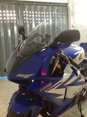 ขาย CBR400 ทะเบียนแท้เอกสารครบ ของแต่งทั้งคัน