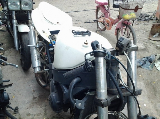 ////// ขาย suzuki gsx400 โช๊คหน้า up side //////