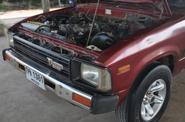 ขาย Toyota Hilux LN40 4Dr เครื่อง 2L ดีเซล แห้งๆ แรงๆ สุดประหยัด พร้อมใช้งาน