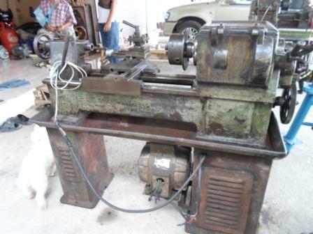 เครื่องกลึง 3 ฟุต  CHIEN  YEH  30,000