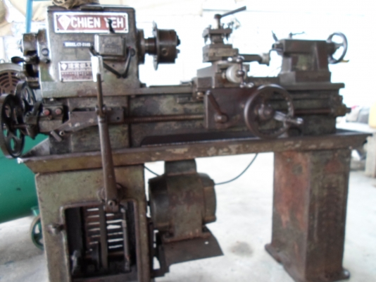 เครื่องกลึง 3 ฟุต  CHIEN  YEH  30,000