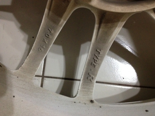 ขายแม็กซ์มือ2 Type R ขอบ16 4รู100 + ยางปี11-12 ราคา 3,700 บาท 2 วง ราคาถูก