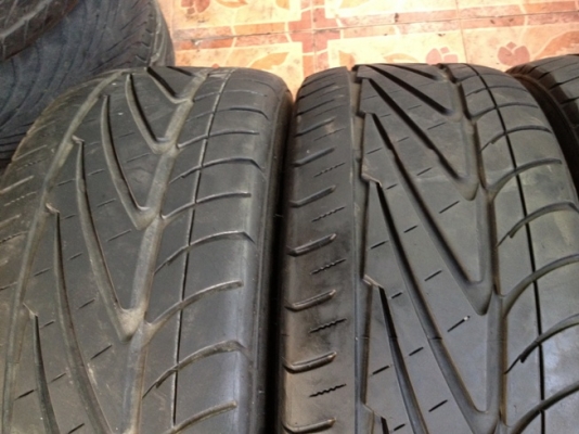 ขายยางขอบ17 ปี 11 Nitto Neo jen 215 45 17 4เส้น ราคา 4,500บาท