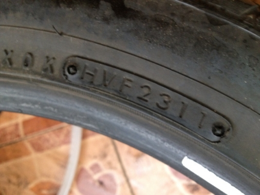 ขายยางขอบ17 ปี 11 Nitto Neo jen 215 45 17 4เส้น ราคา 4,500บาท