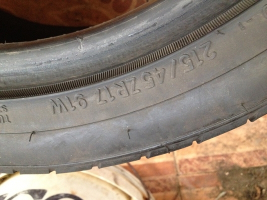 ขายยางขอบ17 ปี 11 Nitto Neo jen 215 45 17 4เส้น ราคา 4,500บาท