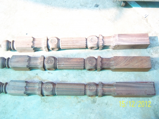 หัวเสาไม้สวยๆ