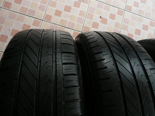ขายยาง GOODYEAR DURAPLUS 215-60-16 ปี5010 (1ชุด)