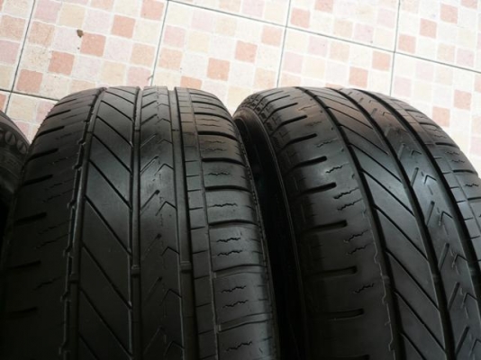 ขายยาง GOODYEAR DURAPLUS 215-60-16 ปี5010 (1ชุด)