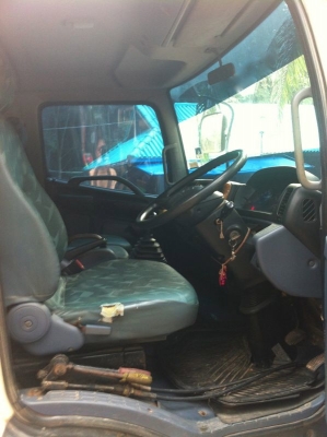 รถฮีโน่ 6 ล้อดั๊ม FC4J  150 แรงม้า   ปี 47  สนใจติดต่อ  081 - 6079515