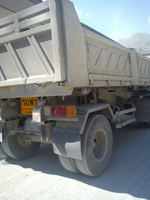 รถฮีโน่ 10 ล้อดั๊ม 320 แรงม้า ( ขาย 5 พ่วง ) รถฮีโน่ 10 ล้อดั๊ม 320 แรงม้า ( ขาย 5 พ่วง )